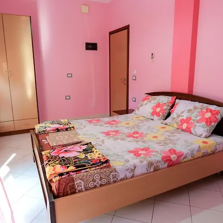 Lida Appartement Saranda